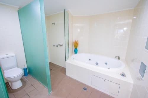 Premium Three Bedroom Apartment with Garden View
