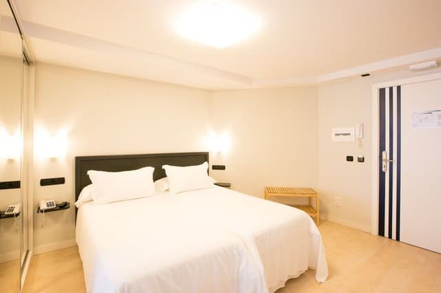 APARTMENT CAPACITY 4
