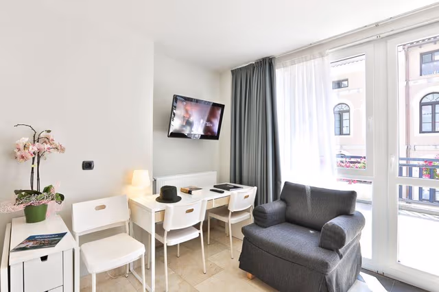 APARTMENT CAPACITY 4