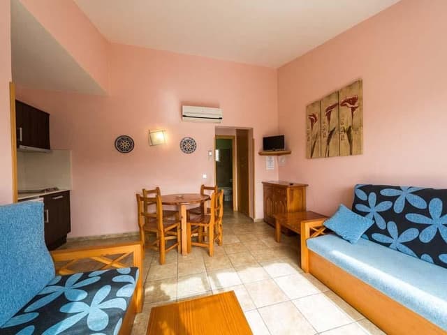 APARTMENT CAPACITY 4 ONE BEDROOM