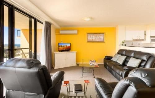 Two-Bedroom Ocean View Apartment