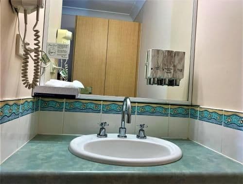 King Room with Spa Bath