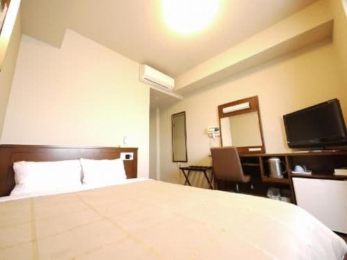 Standard Double Room with Small Double Bed - Smoking