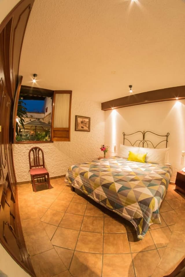 JUNIOR SUITE CAPACITY 2