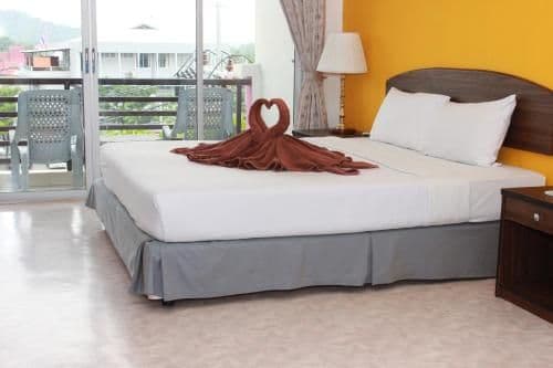 Deluxe Double or Twin Room