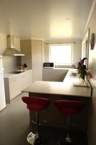 Three-Bedroom House - Tasman