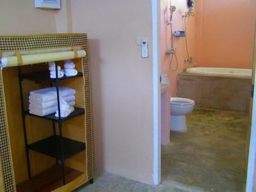 Studio (3 Adults)