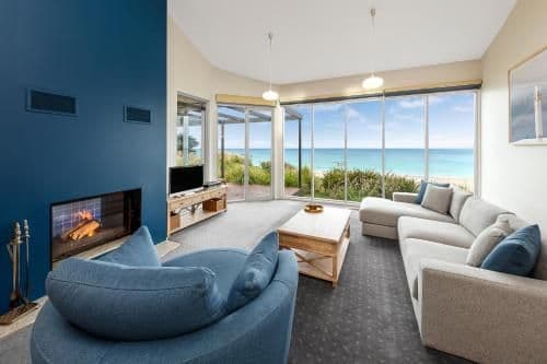 Seafront Villa - Full Ocean Views