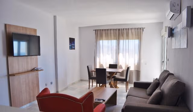 APARTMENT CAPACITY 8 THREE BEDROOMS
