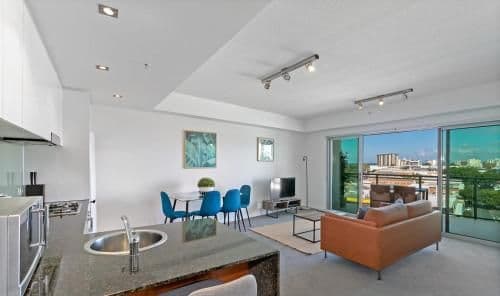 One-Bedroom Apartment with Balcony Ocean View