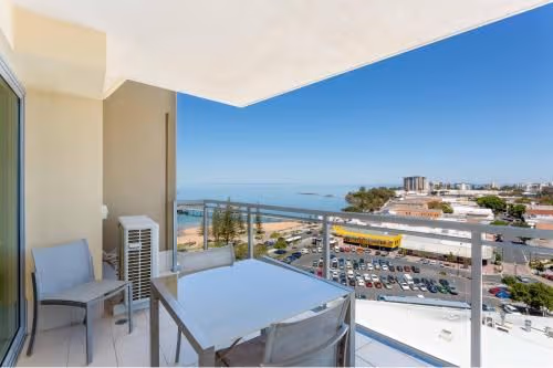 One-Bedroom Apartment with Balcony Ocean View