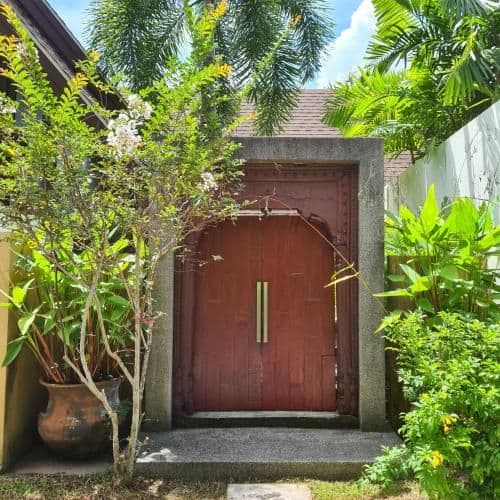 One-Bedroom Canal Villa with Private Pool