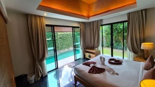 One-Bedroom Canal Villa with Private Pool