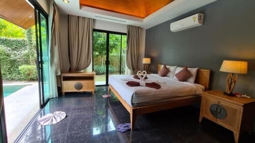 One-Bedroom Canal Villa with Private Pool