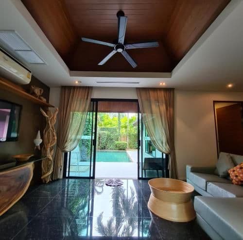 One-Bedroom Canal Villa with Private Pool