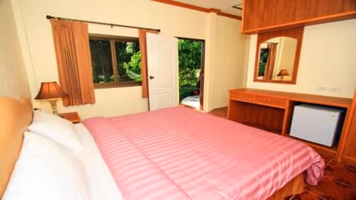 Bungalow with Garden View - Double Bed