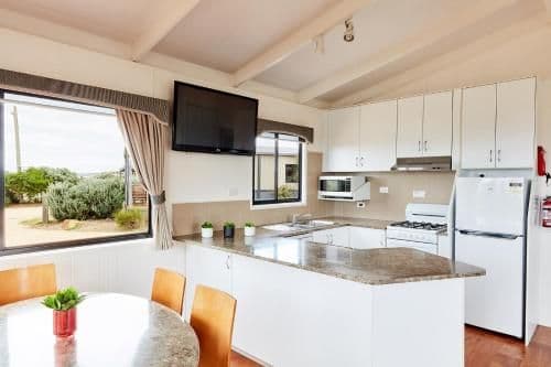 Three-Bedroom Seaside Cabin