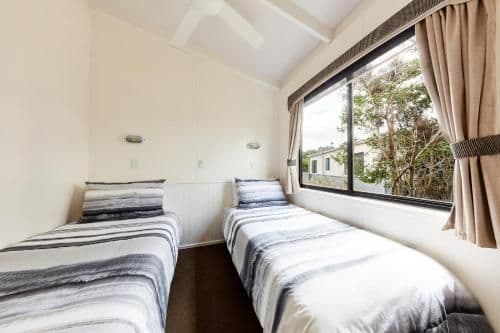 Three-Bedroom Seaside Cabin