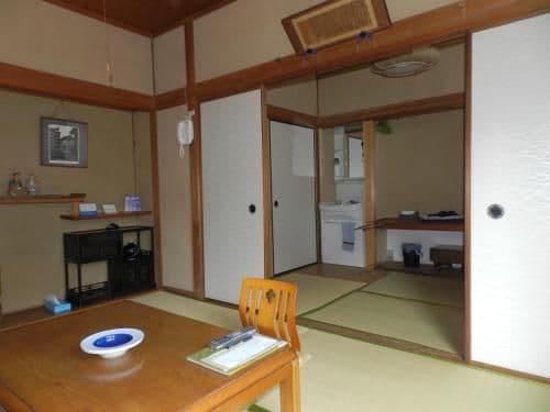 Japanese-Style Standard Twin Room with Shared Bathroom