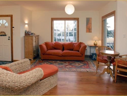 Studio Apartment with Garden Views