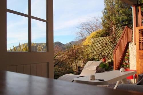 Studio Apartment with Garden Views