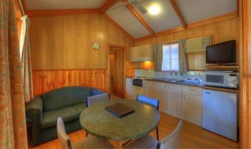 2 Bedroom Deluxe Cabin