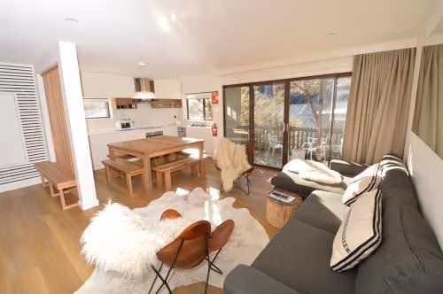 Mowamba Three-bedroom Apartment A1