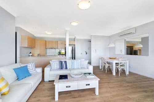 Two-Bedroom Apartment with Ocean View Deluxe