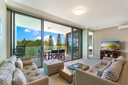 Two-Bedroom Apartment with Ocean View Deluxe