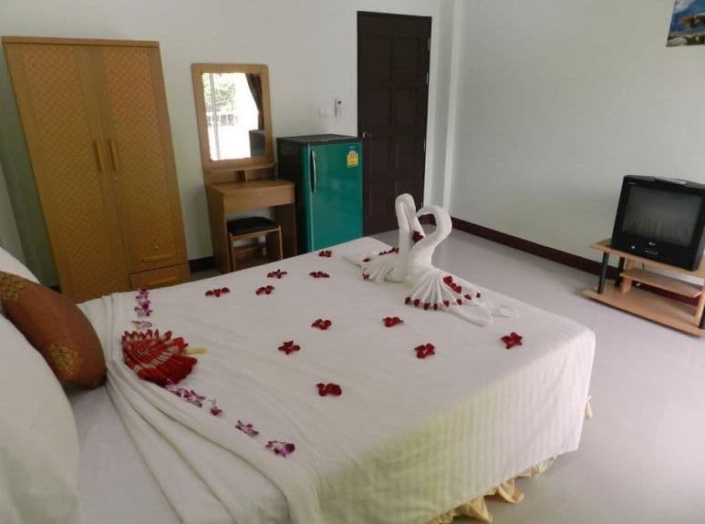 Baan Prasert Guesthouse