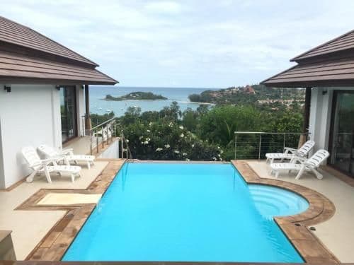 Three-Bedroom Villa with Sea View and Private Pool