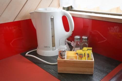 Two-Bedroom Cottage (Sleeps 6)