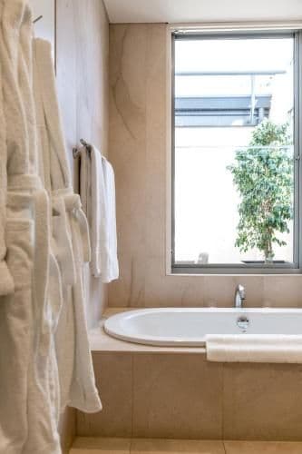 Cygnus One-Bedroom Apartment
