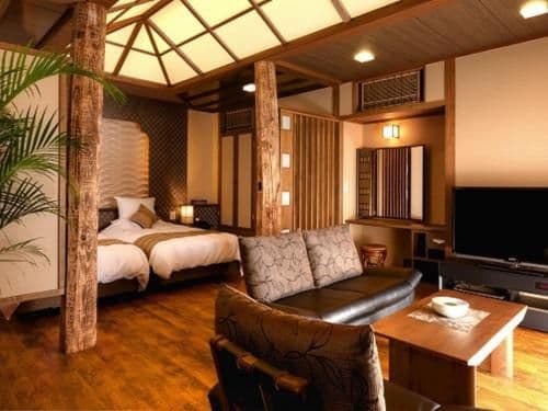 Villa with Open-Air Bath (Waraku)