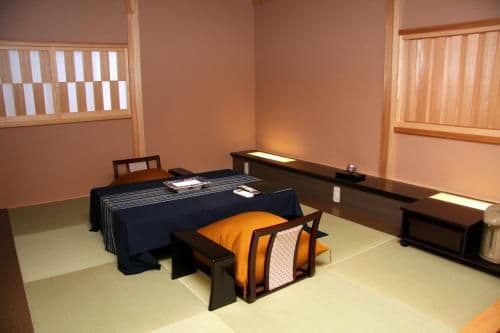 Double Room with Tatami Area