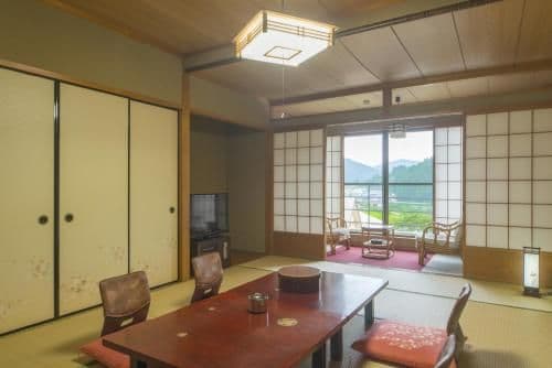 Japanese-Style Twin Room