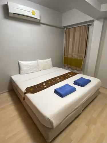 Double or Twin Room with Shared Bathroom