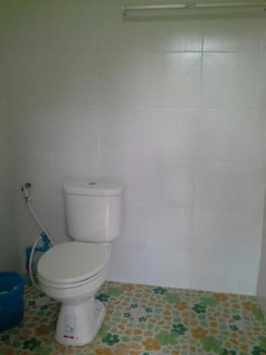 Single Bed in Mixed Dormitory Room