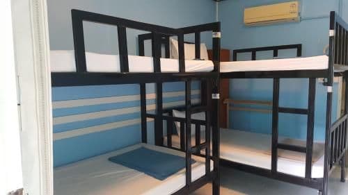 Single Bed in Mixed Dormitory Room