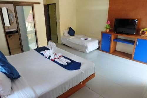 Deluxe Family Room