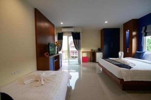 Deluxe Family Room