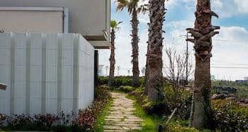 Luonto Boutique Pool Villa