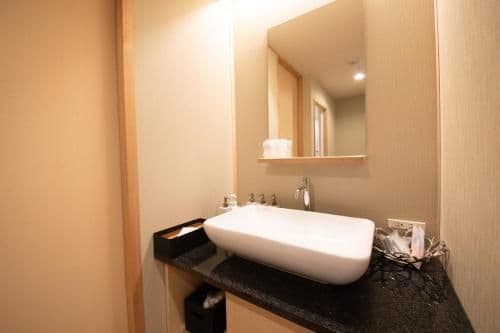 Japanese Modern Deluxe Suite Room - Non-Smoking
