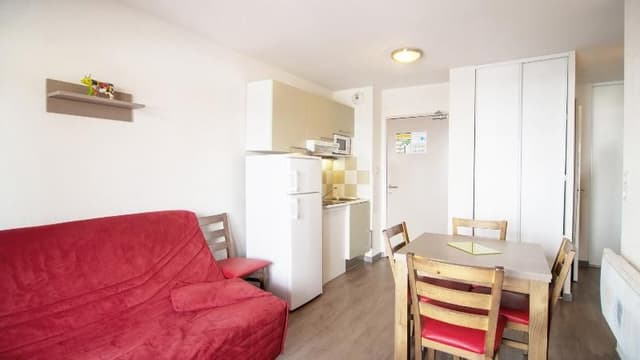 APARTMENT CAPACITY 6 ONE BEDROOM