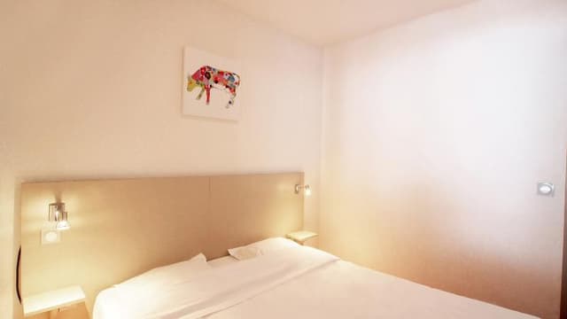 APARTMENT CAPACITY 8 TWO BEDROOMS