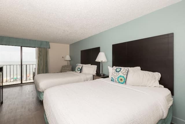 DOUBLE OCEAN VIEW TWO QUEEN BEDS