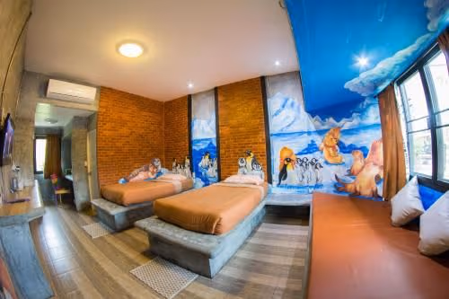Grand Twin bed Villa with Garden View