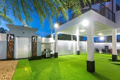 7-Bedroom Villa