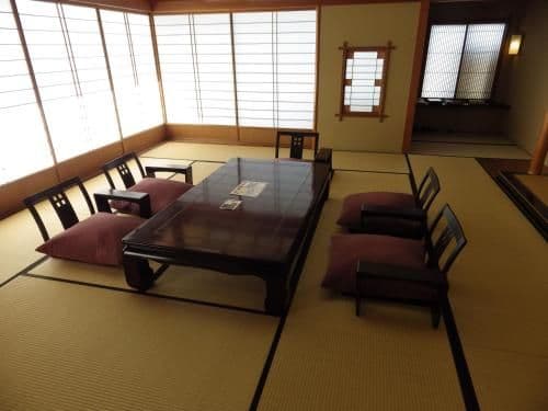 Deluxe Japanese-Style Room with Private Bathroom - Partial Ocean View