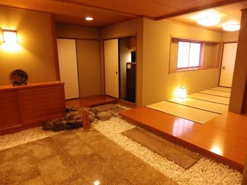 Deluxe Japanese-Style Room with Private Bathroom - Partial Ocean View